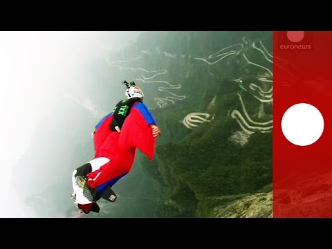 [WATCH]: Thrilling wingsuit race above China rugged landscape
