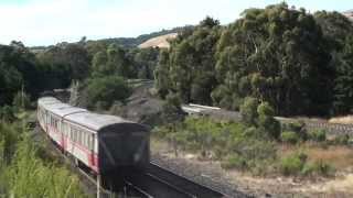 preview picture of video 'Kilmore East Train Spotting (13/01/12)'