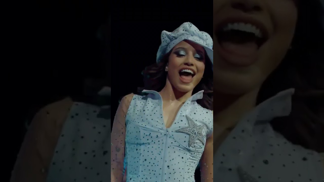 Emilia en el Antel Arena de Uruguay 🇺🇾💙🌟 #emiliamernes #concierto #mp3tour #malaperocutie #foryou