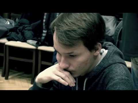 študenti SŠ 6.1.   IM Jerguš Pecháč  - FM Viktor Haring 1:0