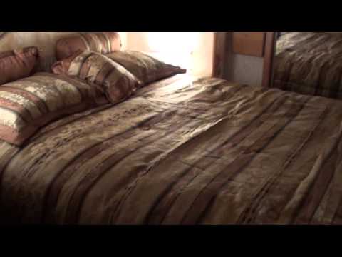 2004 HitchHiker Champagne 35CK 5th Wheel 029