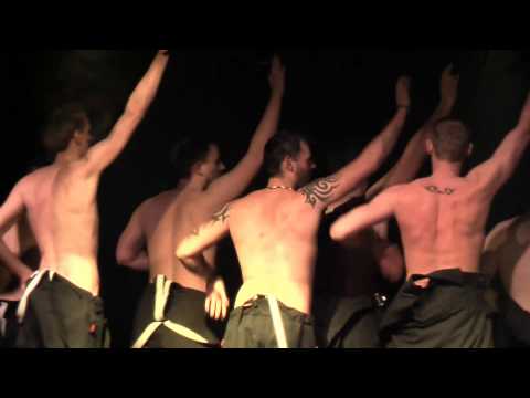 Männerballett der Freiwilligen Feuerwehr  Dietzenbach auf der Damensitzung