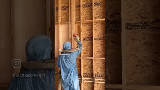 Watch video: Insulating a Plane Hangar - Strathroy, ON