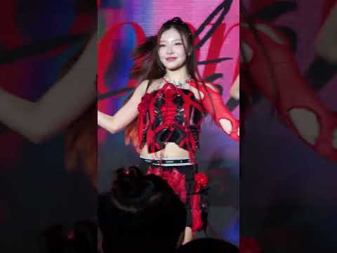 Alice [PEACH YOU] - Blooming You | Blooming Story 250914 @The Street Ratchada