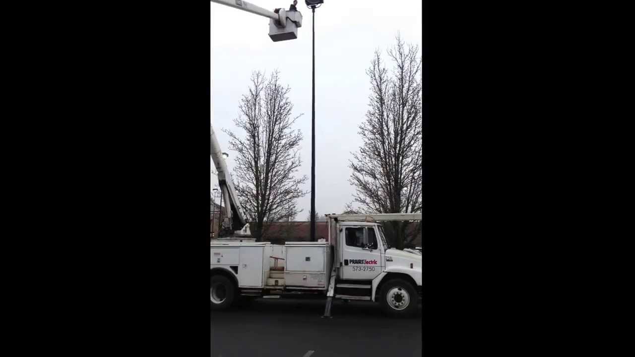 Parking lot lighting repairs. #electrician #prairielectric