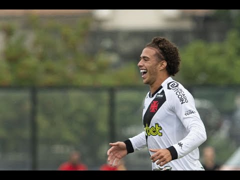 ⚽ Que canudo! Veja o GOLAÇO de FIGUEIREDO na vitória do VASCO sobre o BAHIA pela SÉRIE B