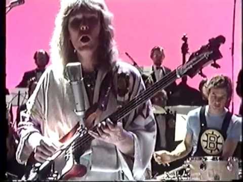 Steve Howe & Chris Squire Old Grey Whistle Test 1975 Part 1 of 2