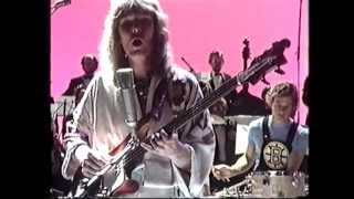 Steve Howe & Chris Squire Old Grey Whistle Test 1975 Part 1 of 2