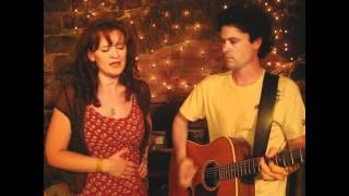 Sean Lakeman & Kathryn Roberts - 20 Million Things - Lowell George Cover - Songs From The Shed