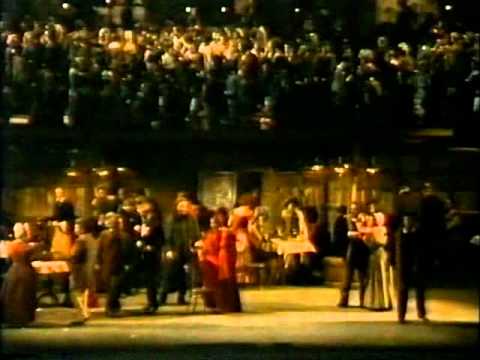 Puccini - La Bohème (Quando m'en vo, Act II finale) Popp/Pavarotti/Cotrubas - Kleiber/Zeffirelli