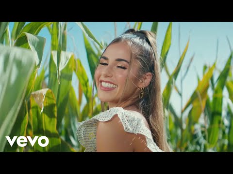 Zoom - Sarah Engels