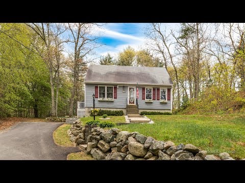 800 Haverhill St, Rowley MA - Carrie Cayer - Tel 978-500-6207