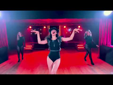 Expérience Cabaret Dory Arena pour 2 ou 4 personnes, option de repas au choix (jusqu'à 44% de remise) - Image 7