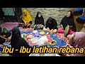 Ibu Ibu Latihan Rebana