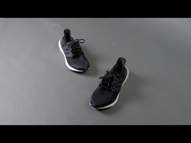 Vídeo relacionado con Adidas Hombre Ultraboost 22 Zapatos para Correr, Collegiate Navy/Collegiate Navy/Core Black, 39 1/3 EU