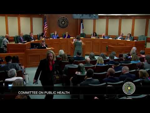 Soren Aldaco getuigt in Texas over HB 1686 — detransitie na mastectomie