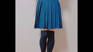 〇〇でスカートはめくれるのか？Part 2   スカートVS掃除機