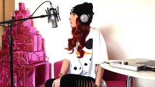 Greta Gray - Deck The Halls