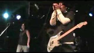 Suffer by The Echoing Green LIVE @ Autobahn8