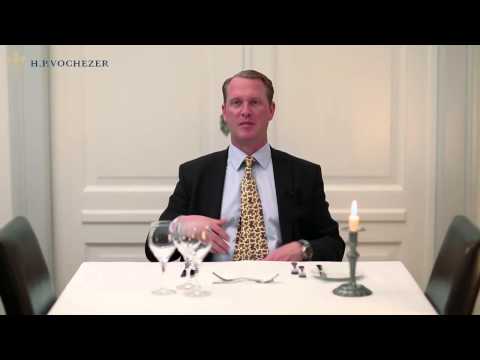 So geht das: Der korrekte Umgang mit der Serviette