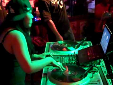 download lagu mp3 mp4 Dj Nita, download lagu Dj Nita gratis, unduh video klip Dj Nita