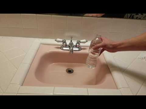 Unclog your sink with a WATER BOTTLE......SUPER EASY FAST