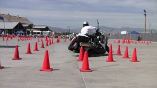 preview picture of video 'Honda Police Motorcycle Crash'