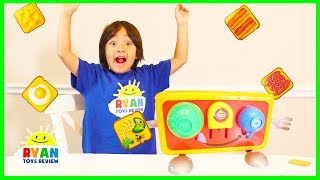 Ryan plays Crazy Toasters Game with Kinder Surprise Egg for Winner!