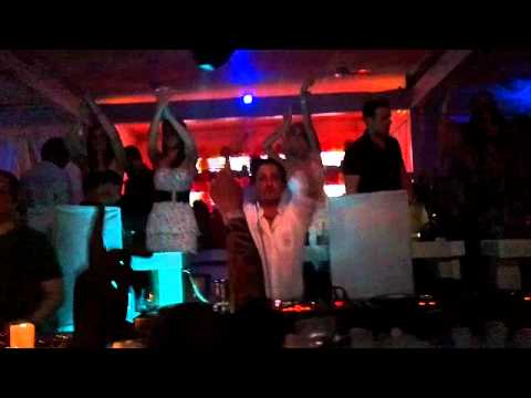 Goldhand - 2011.06.11 - Bed Beach