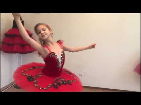 Сценический костюм P 1307A - video 2