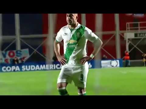 Video — Penal atajado vs Banfield