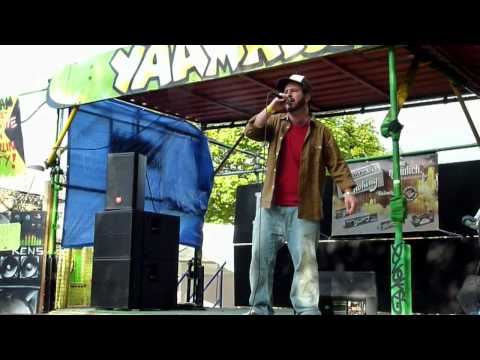 Danny Ranks im Yaam 6 Jahre Reggae in Berlin 14.07.2012