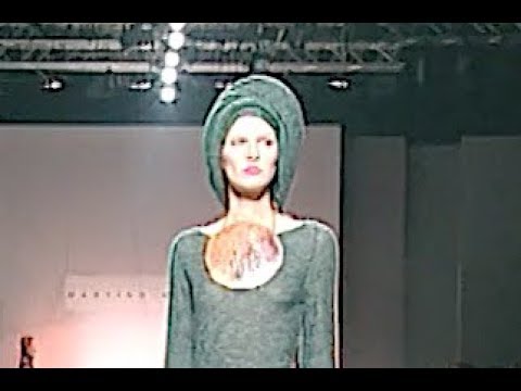 MARTINO MIDALI Fall 2000/2001 Milan - Fashion Channel
