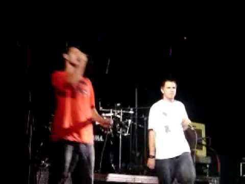 tiermc y av (con victor mc)nuestro estilodirecto lapuerta