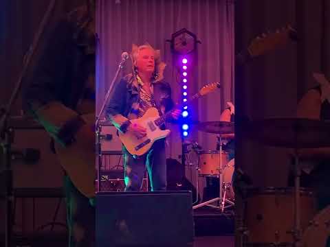 Bob 'Bongo' Starkie (Skyhooks) "Living In The 70's I Jindalee Hotel 12/08/22