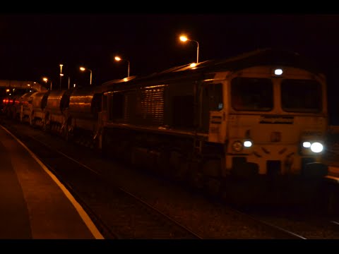 #434: *2 Tone* Freightliner Class 66513 passes Llandudno Junction & Deganwy (04/10/14)