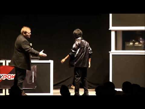 oGs.Zenio Disses EG.iNcontroL - NASL Finals Season 1 (7.8.11)