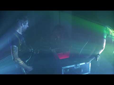 Fuzz Club Session: A Place To Bury Strangers - Chrome Shadow