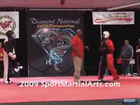 Julio Lugo v Lawrence Kodaq Wray - Men's team sparring - 2009 Diamond Nationals