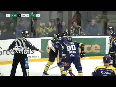 Potrhané dresy! Pěnčík se porval s Milfaitem