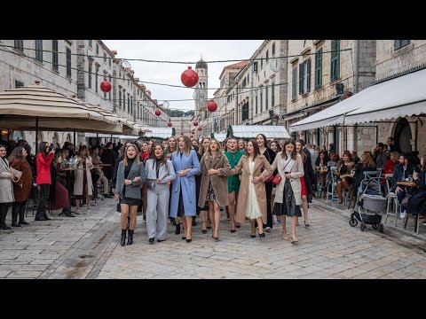 Na Badnji dan tradicionalna dubrovačka Kolenda na Stradunu