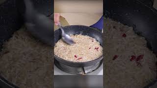 If you have apples and eggs at home, make this delicious recipe for your breakfast.