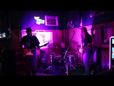 Jerry Grant and The Corruptors - "Stranger Blues" Live @ The Brew and Cue, Chattanooga, Tn.