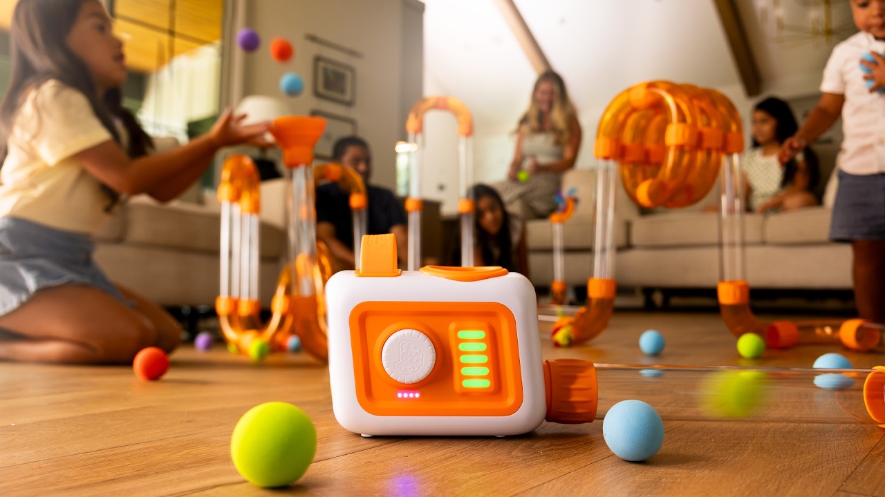 Air Toobz Evo - Best Active Play for Ages 3 to 10 - Fat Brain Toys