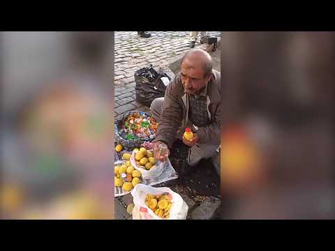 İnsanları Hipnotize Ederek Limon Sıkacağı Satan İşportacı