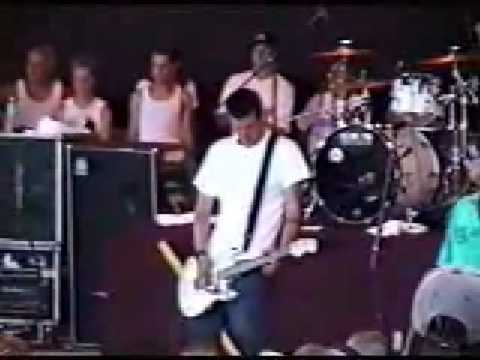Blink-182 - M+M's & Carousel Live at Pompano Beach