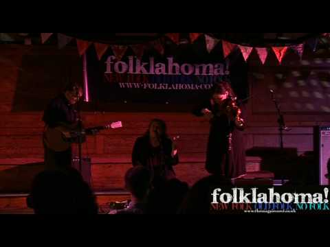 Norma Waterson and Martin and Eliza Carthy - Lowlands of Holland
