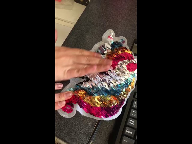 Vídeo relacionado con Parche termoadhesivo para la ropa, diseño de Cuervo en la espada