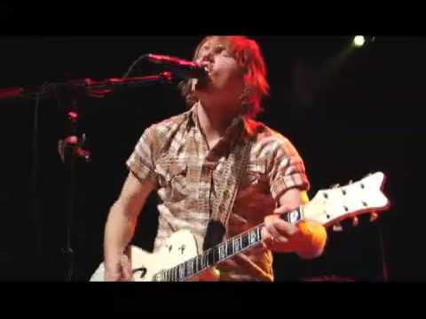 Luke Doucet - "The Comandante" Live at the Mod Club