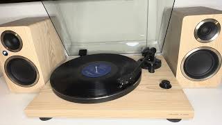 10CC - Une Nuit A Paris (Part 1) / The Same Night In Paris (Part 2) / Later The Same Night In Paris.